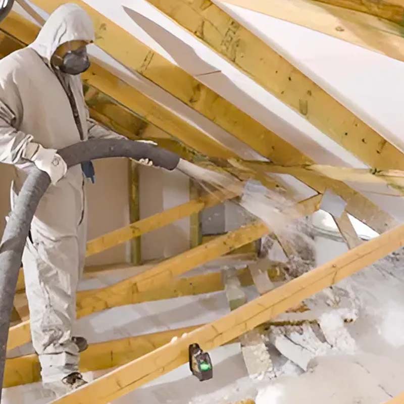 Etanchéité toit plat - Renov Toiture 50 : artisan couvreur étancheur dans la Manche (50). Étanchéité toit plat terrasse par membrane bitumeuse. Isolation toiture et combles : isolation par soufflage ou isolation des rampants. Artisan couvreur dans la Manche (50) : Saint-Gilles, Saint-Lô, Coutances, Granville, Avranches, Les Pieux, Valognes … Rénov Toiture 50